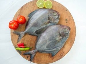 Black Pomfret / الزبيدي أسود / Karutha Avoli (Medium) (300g+)